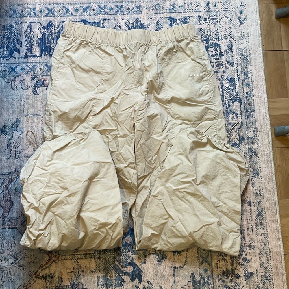 WOMENS WILO CARGO PANTS size large